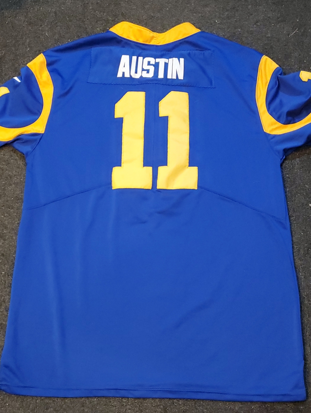 NFL Vintage St Louis Rams Tavon Austin Jersey...🏈